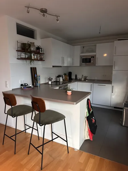 Helle 2-Zimmer-Wohnung in Friedrichshain — photo 1